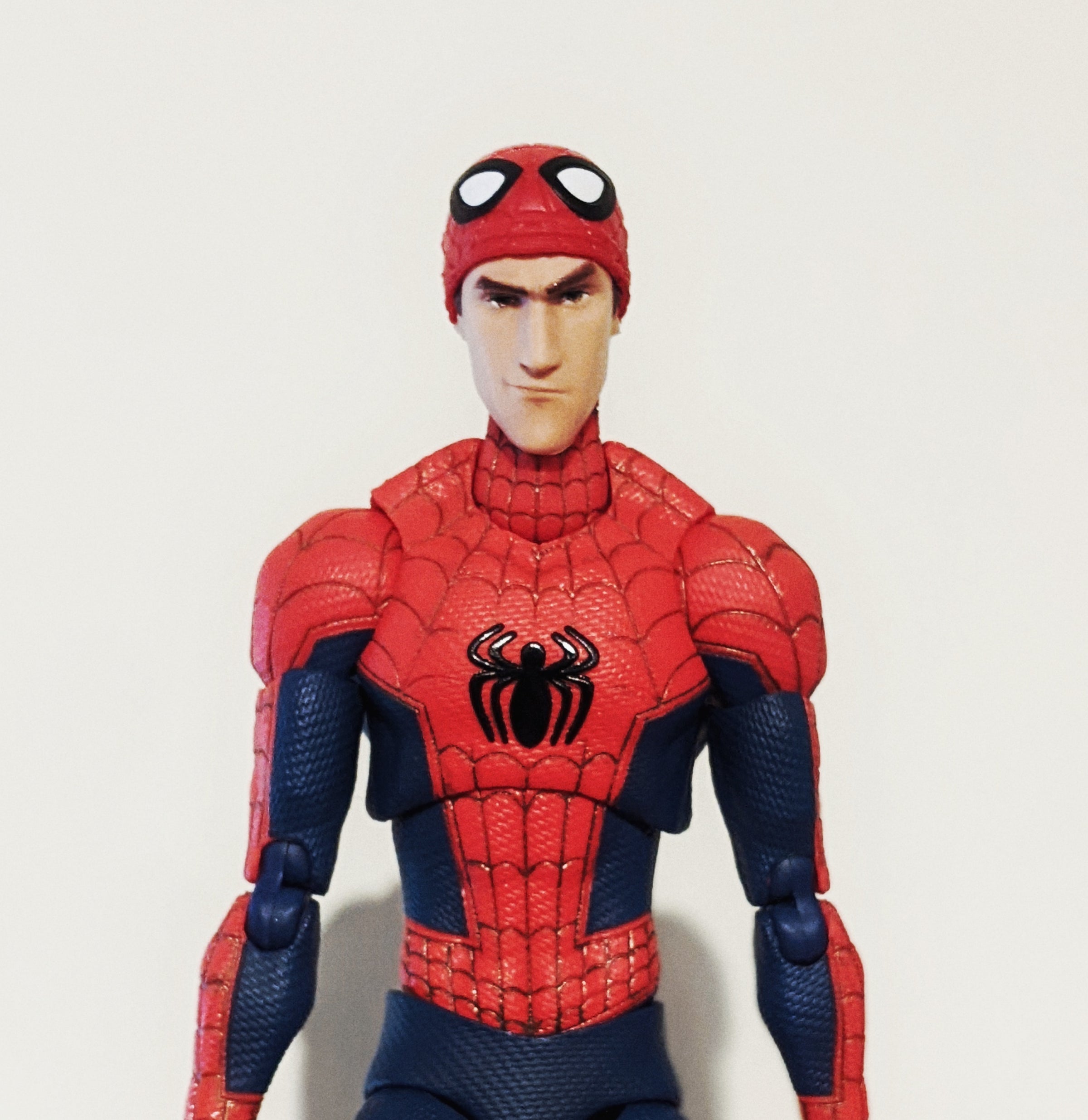 Sentinel Peter B. Parker to Hasbro Peg Adapter. (PEG ONLY) | FigureFix